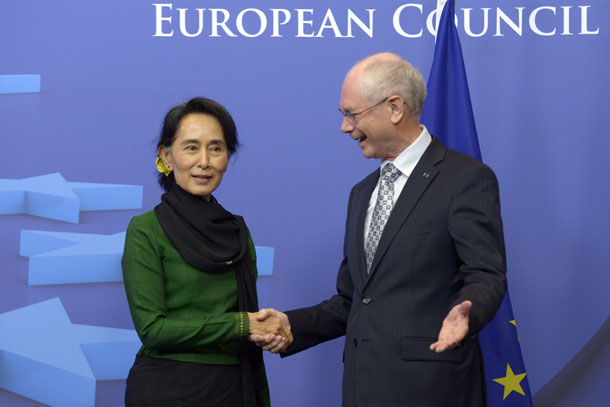 Myanmar, Burma, Aung San Suu Kyi, reforms, Constitution