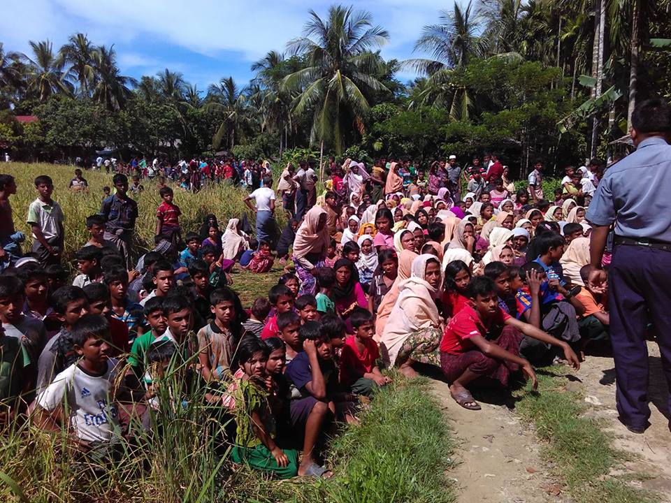  Muslim residents of Kyee Kan Pyin village of Maungdaw Township wait to meet with the international delegation. (Photo: Ko Aung)